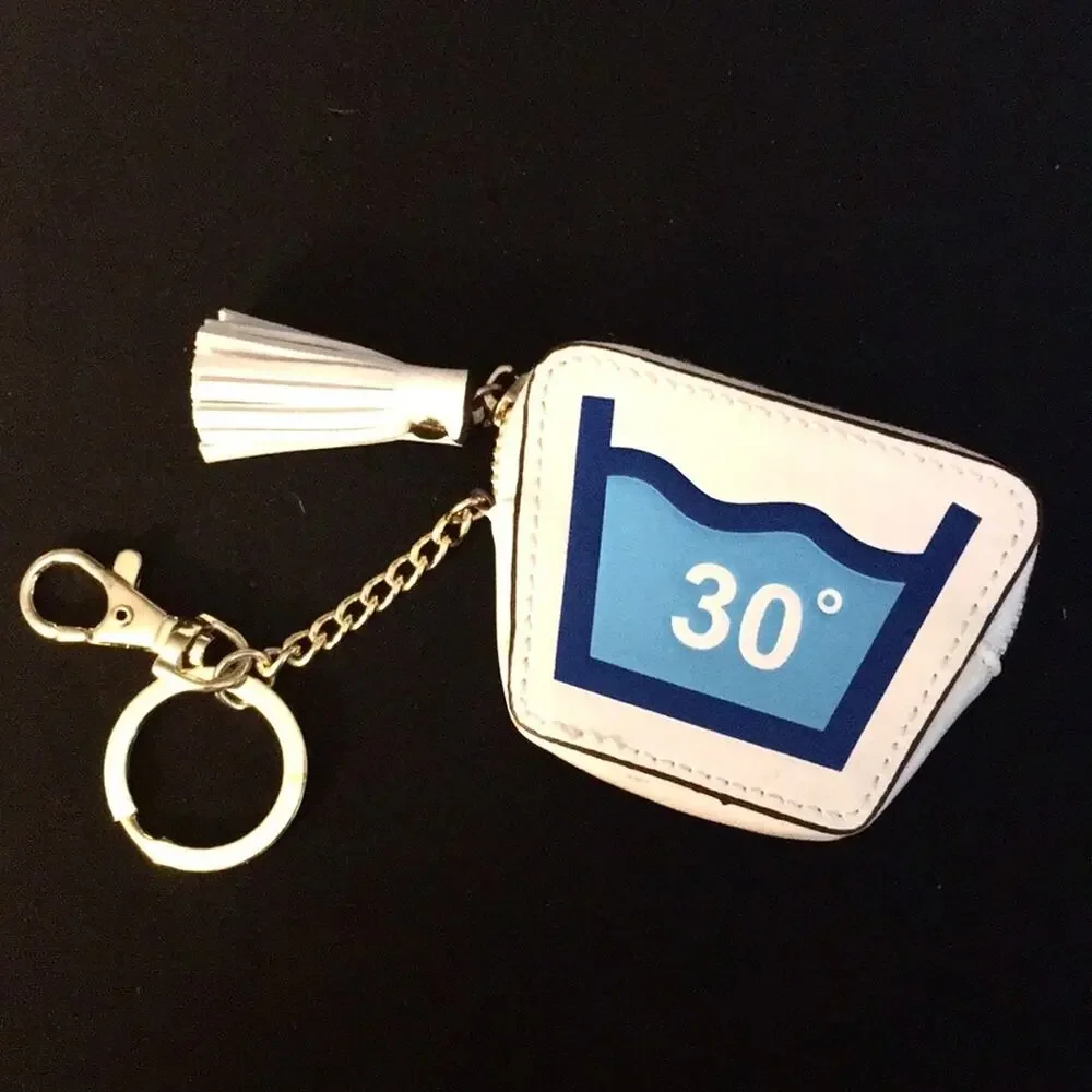 Clothes care symbol keychain NWOT 30• water tassel